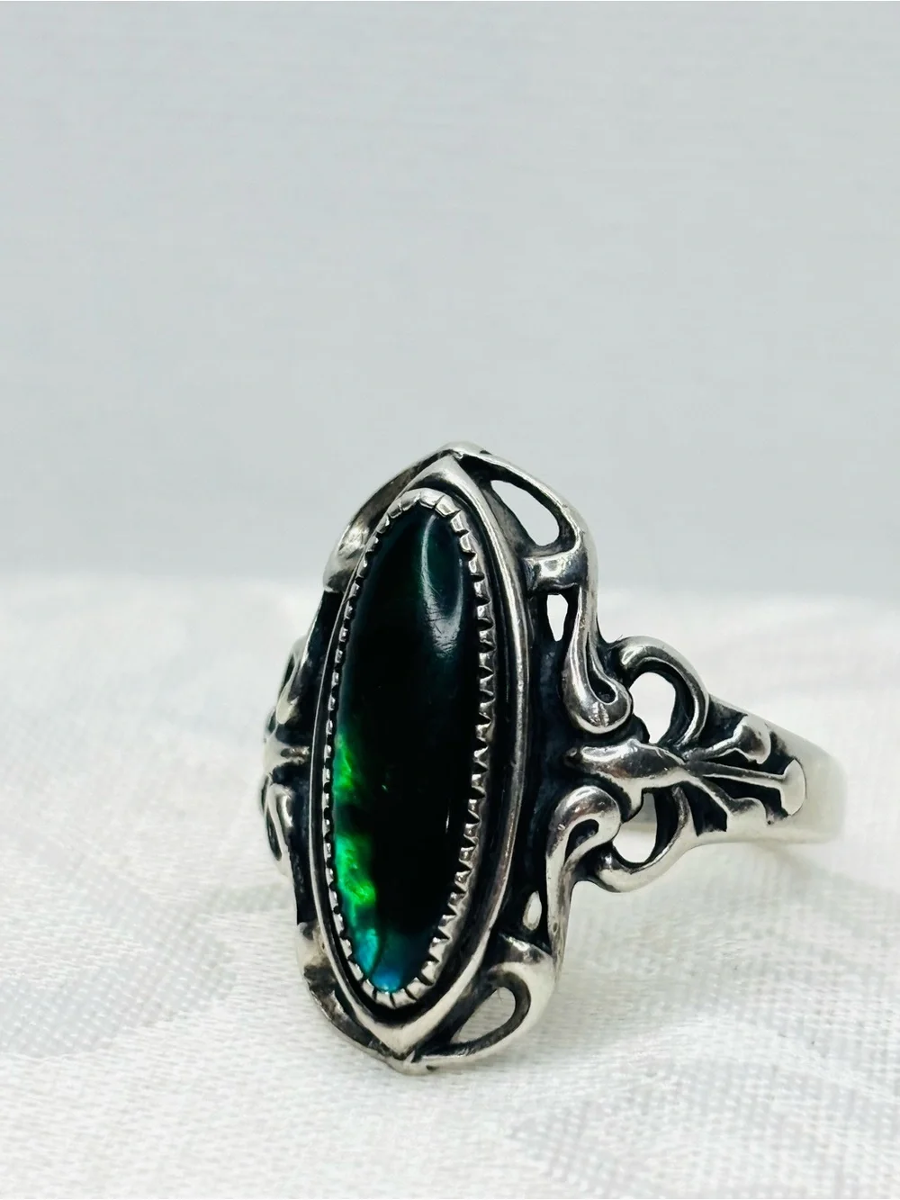 Vintage WM Co Paua Abalone Shell Sterling Silver Marquise Ring - Size 8